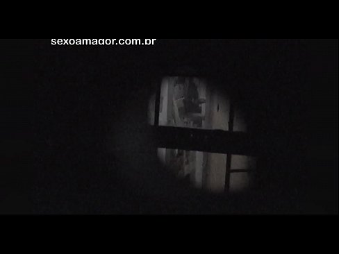 ❤️ Blondie wurdt yn it geheim op fideo opnommen troch in buertvoyeur ferburgen efter holle bakstiennen ❤️❌ Porno op fy.hdpornpics.ru ❌❤